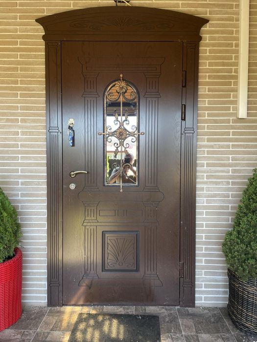 Реставрація вхідних дверей