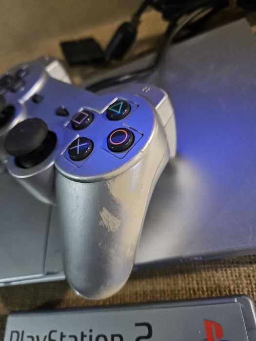 Consola ps2 prata