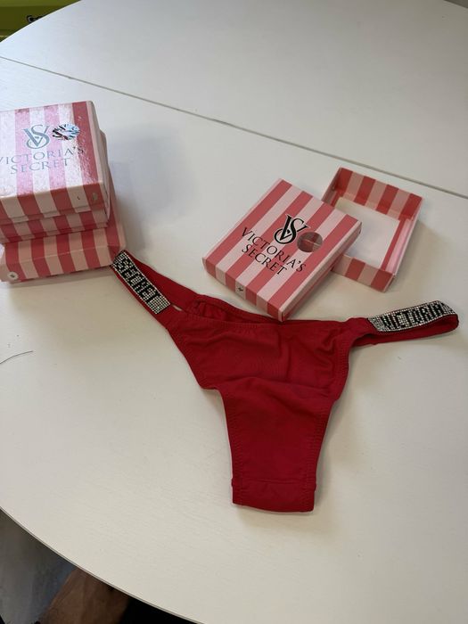 Stringi cyrkonie Victoria Secret