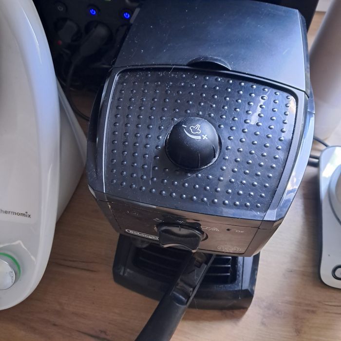 Ekspres do kawy DeLonghi typ EC151.B