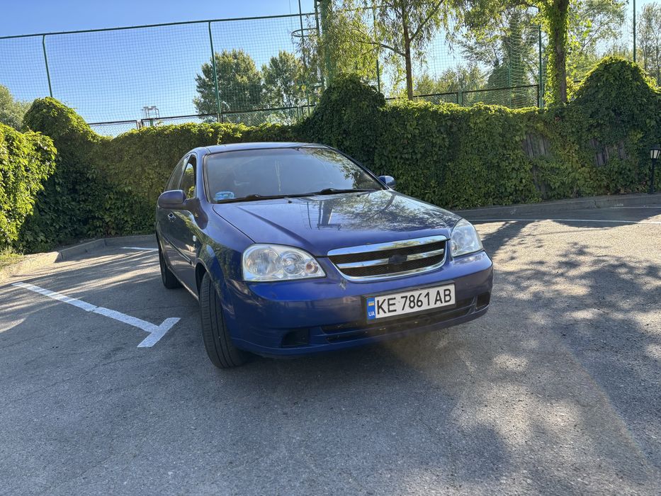 Продам машину Chevrolet lacetti