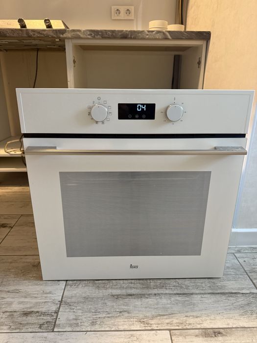 Teka  HSB 630 печь и газовая поверхность