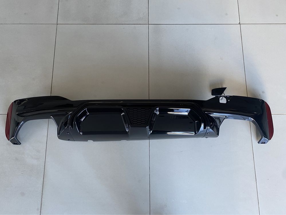 Диффузор M5 CS BMW F90 G30 5-Series накладка бампера LCI