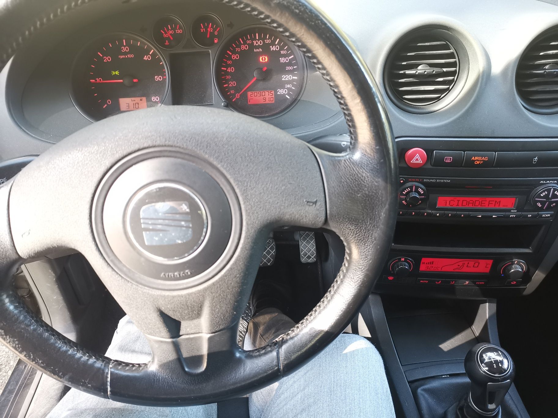Seat Cordoba Sport FR 1.9 TDI cerca de 200CV - Aceito troca por Mota