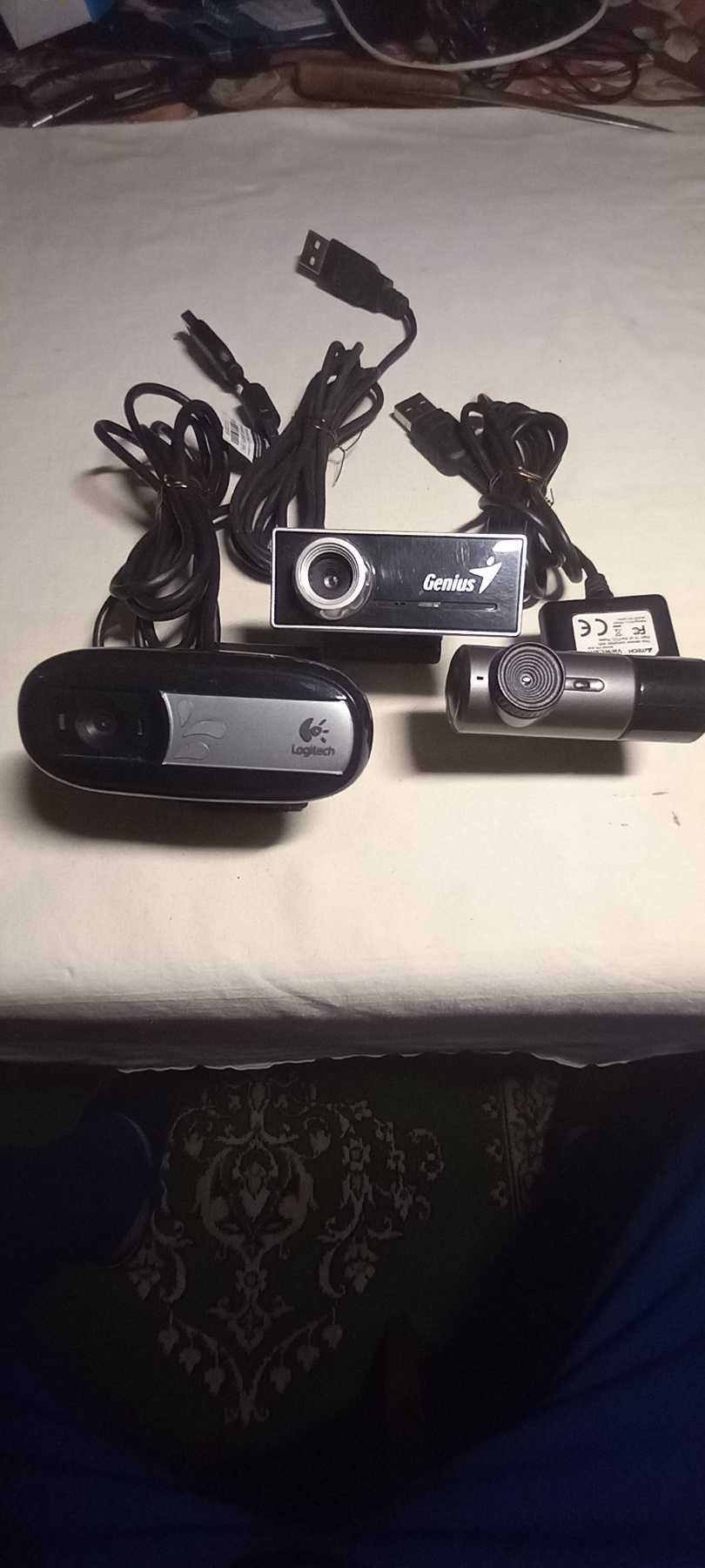 Web camera для компьютера с микрофоном.