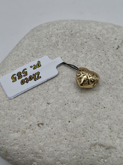 Złoty Charms Pr.585 Nowy Zapraszamy