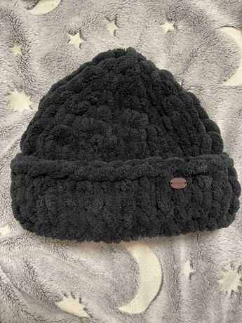 Продам зимнюю шапку из Ализе пуффи