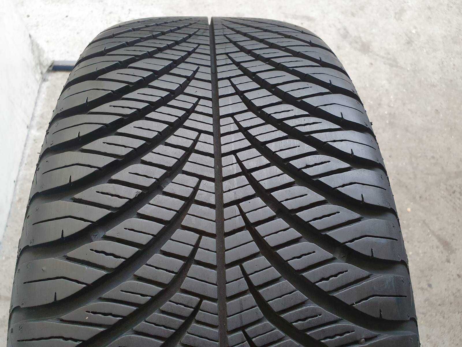 2x Goodyear Vector 4Seasons Gen 2  235/50r18   8mm