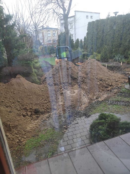 Oddam glinę ok. 20m3