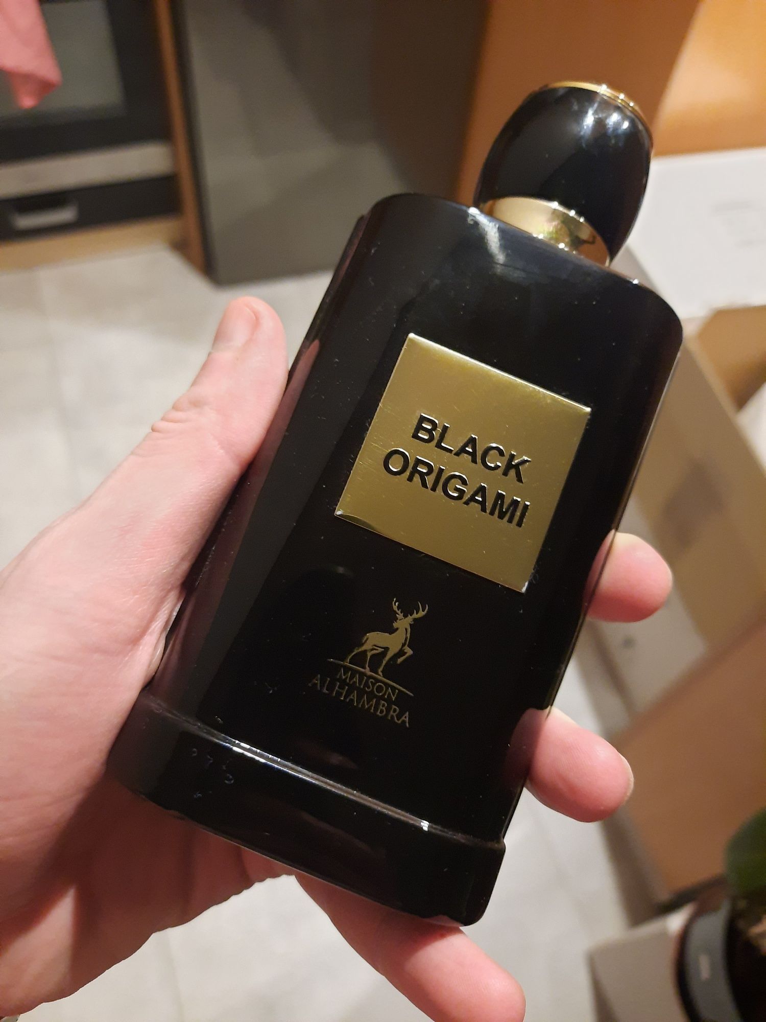 Black Origami Maison Alhambra 100ml woda perfumowana Lattafa