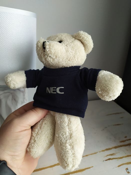 Miś w koszulce NEC maskotka pluszak przytulanka