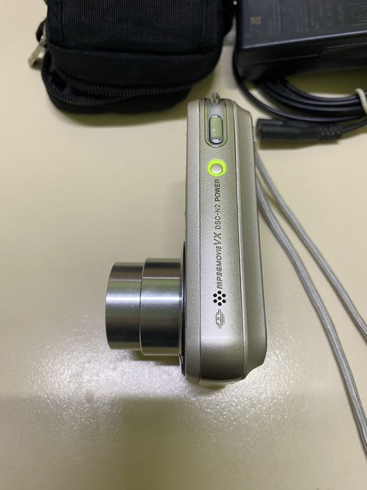 Фотоаппарат Sony Cyber-shot DSC-N2 комплект