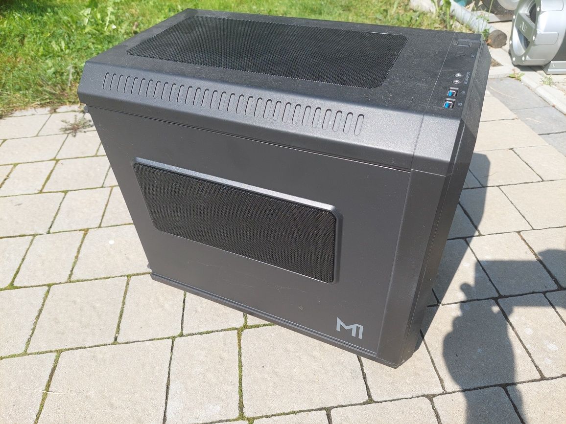Obudowa zalman m1