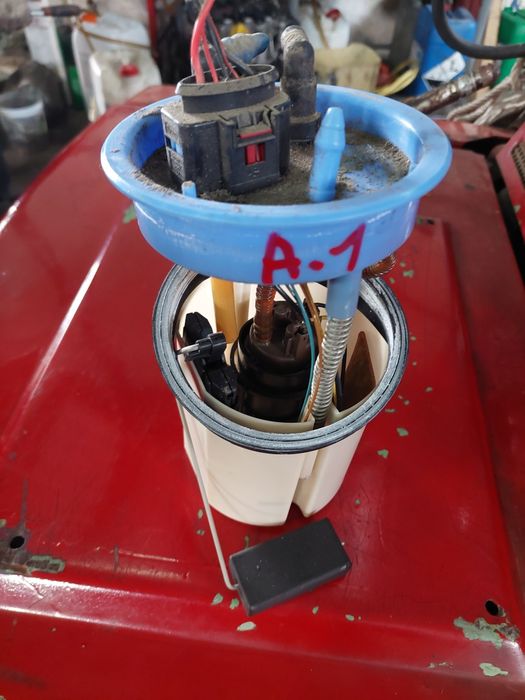 Bomba de gasolina audi A1 2010 1.4i