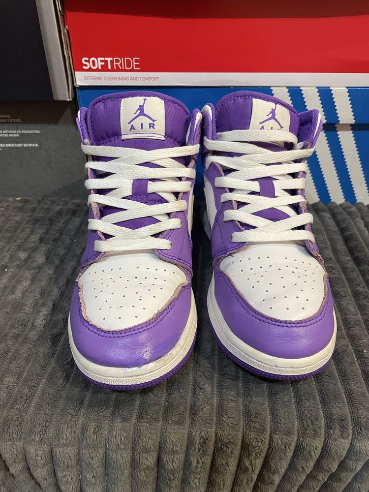 Жіночі кросівки Air Jordan 1 38(24см) оригінал
