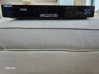 Gravador, leitor Samsung DVD-HR777.