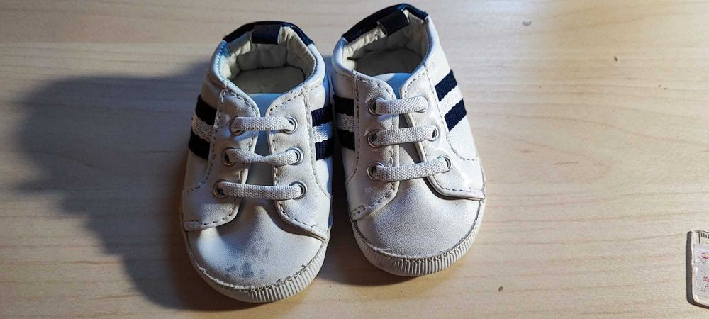 Ténis bebé branco/azul