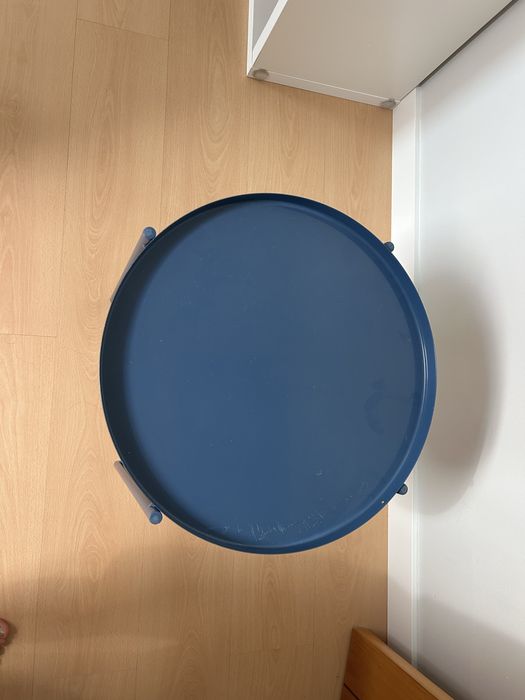 GLADOM Mesa cabeceira/apoio/tabuleiro, azul, 45x53 cm