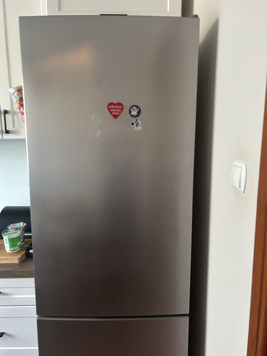 Sprzedam lodówke Bosch Używana