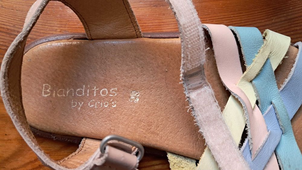 Blanditos by Crio’s – Sandália Selva Color Ouro