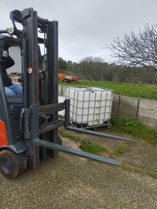 Empilhador Linde E16