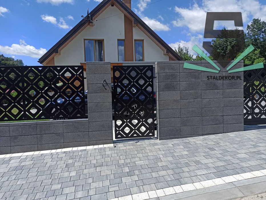 Brama przesuwna 4,5x1,5m wycinana laserowo, CNC,  panelowa.