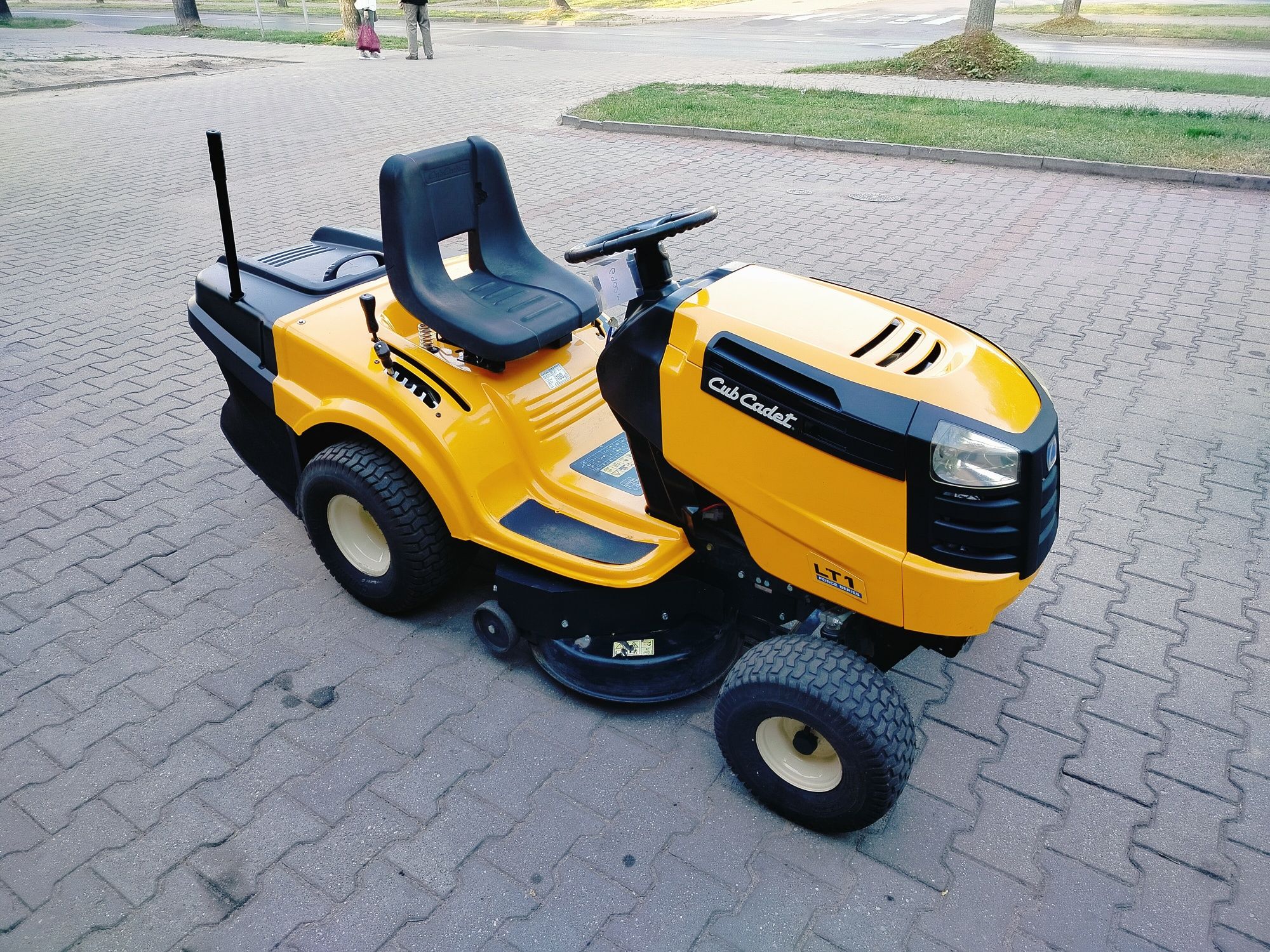Traktorek kosiarka Cub Cadet LT1 2020r
