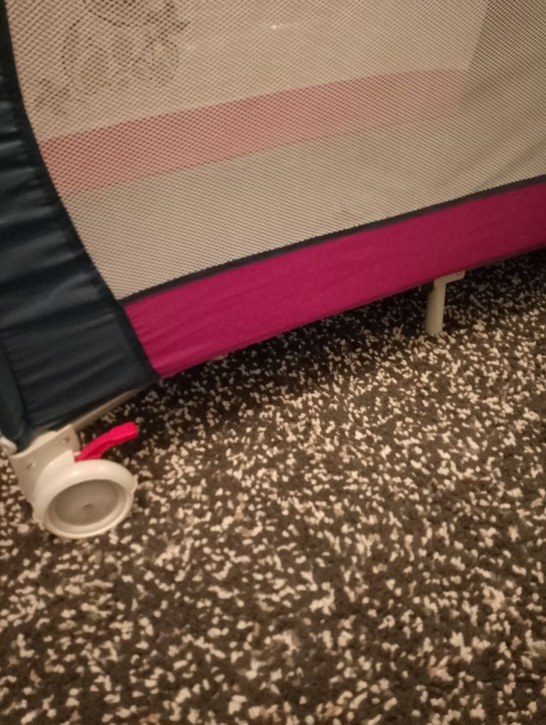 Cama de viagem bebê ou criança