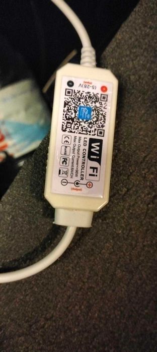 Twinstar LED 60B + controlador LED wifi