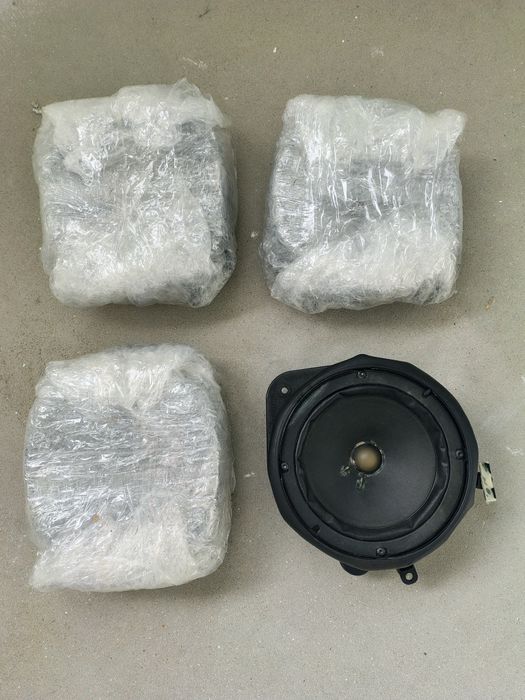 Nagłośnienie BOSE Audi A4 B6 komplet