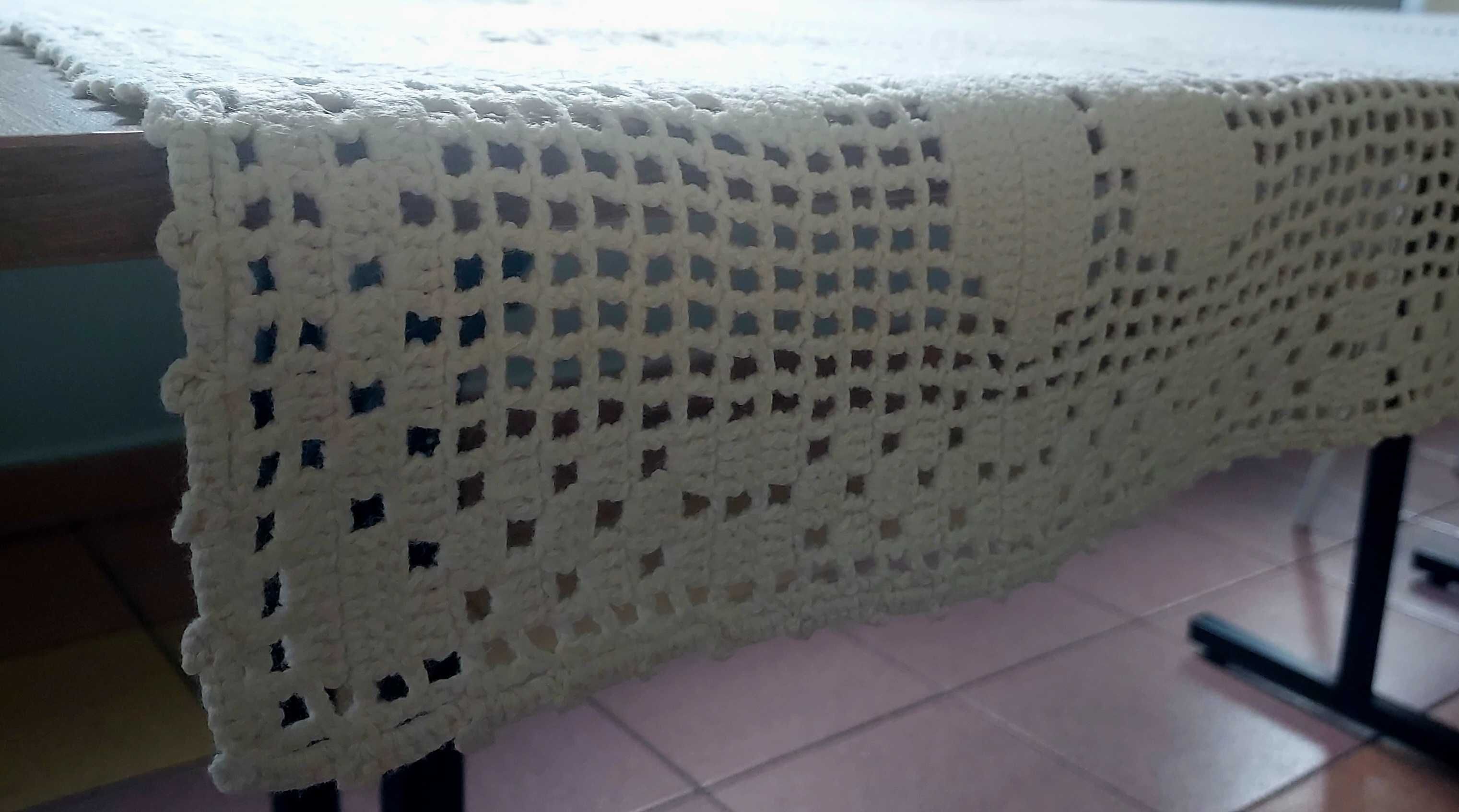 Sprzedam ręcznie wykonany bawełniany obrus prostokątny boho, vintage