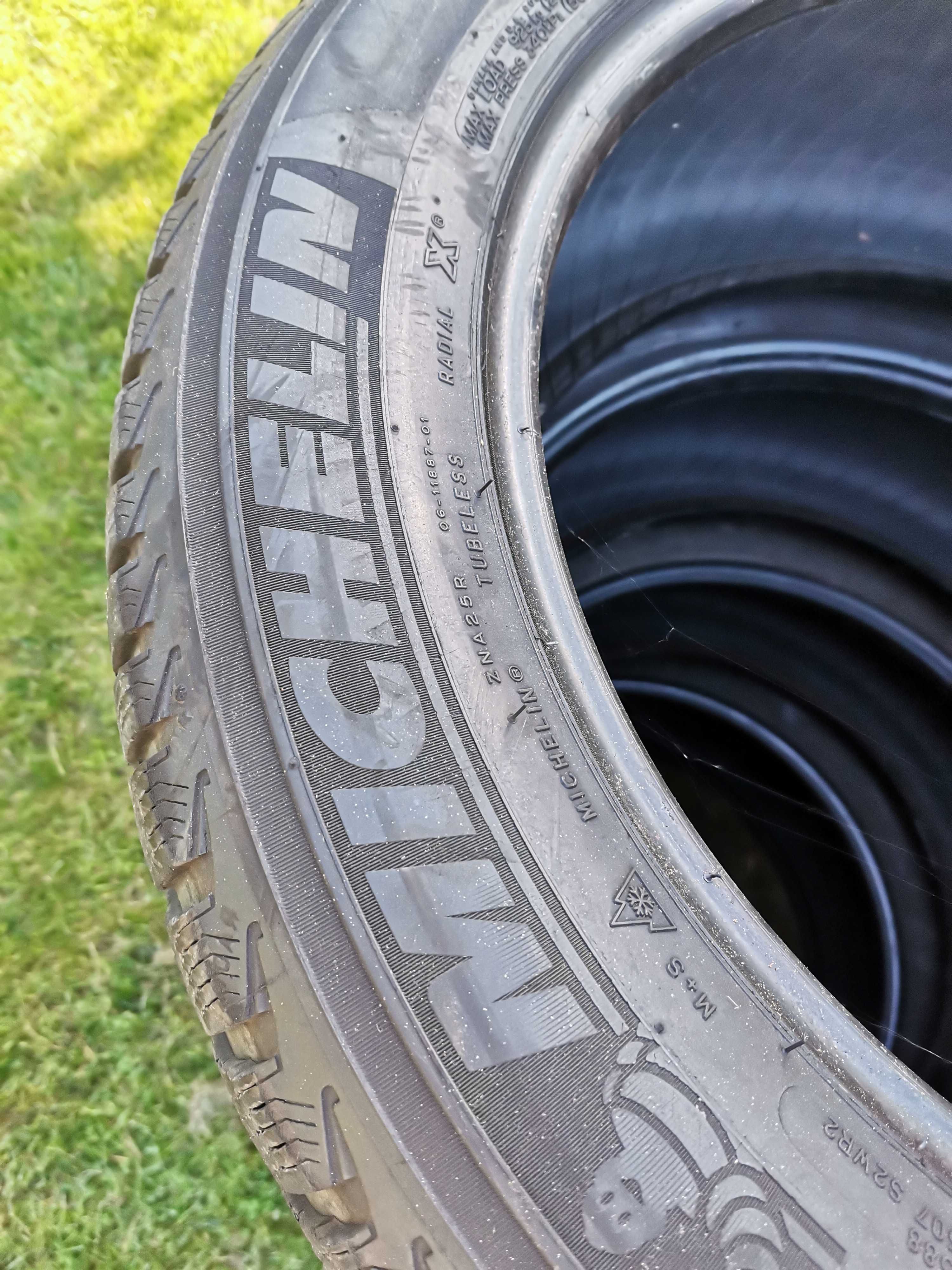 Opony wielosezonowe Michelin 235/55 R 19.