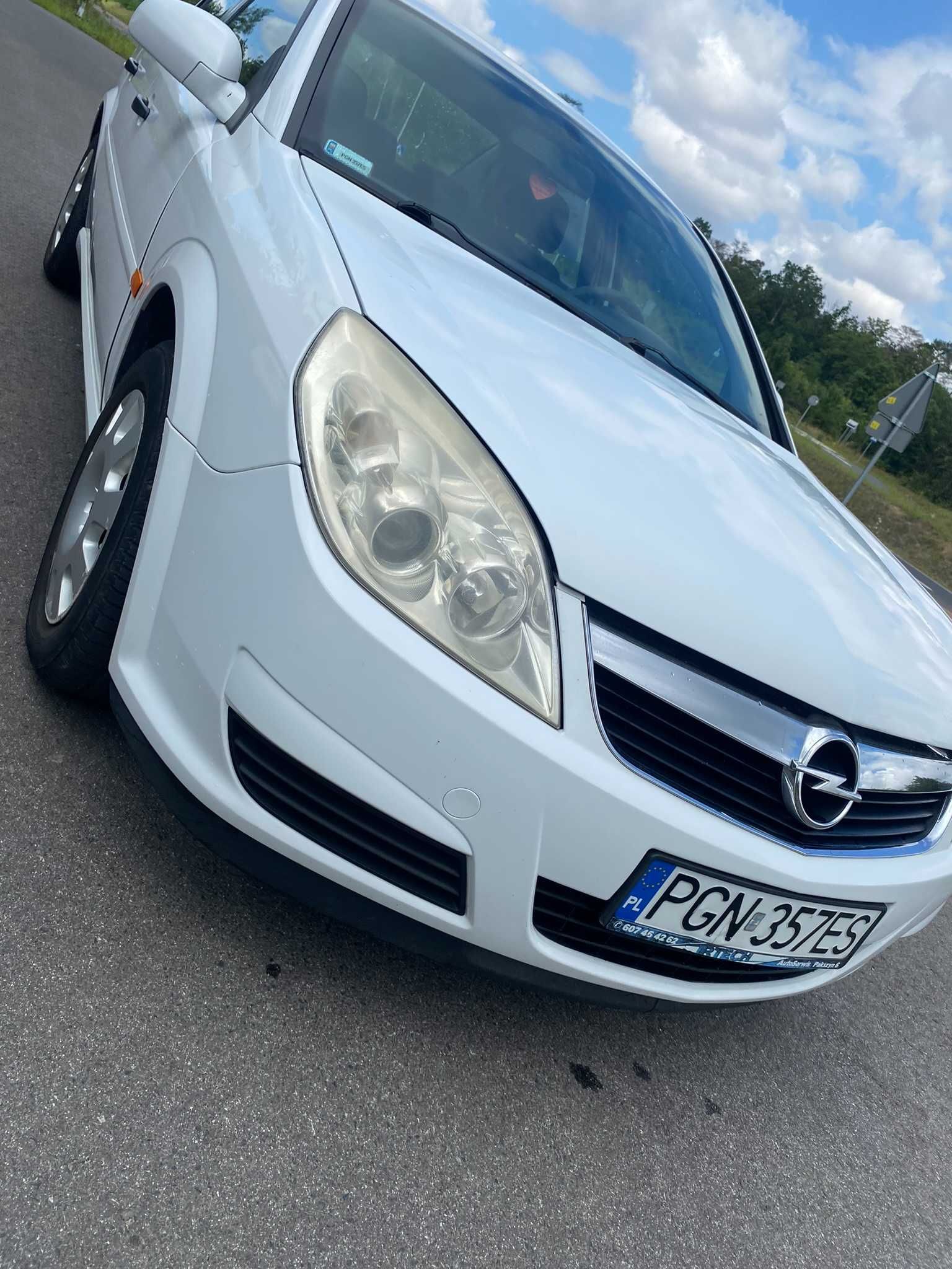 OPEL Vectra C sedan