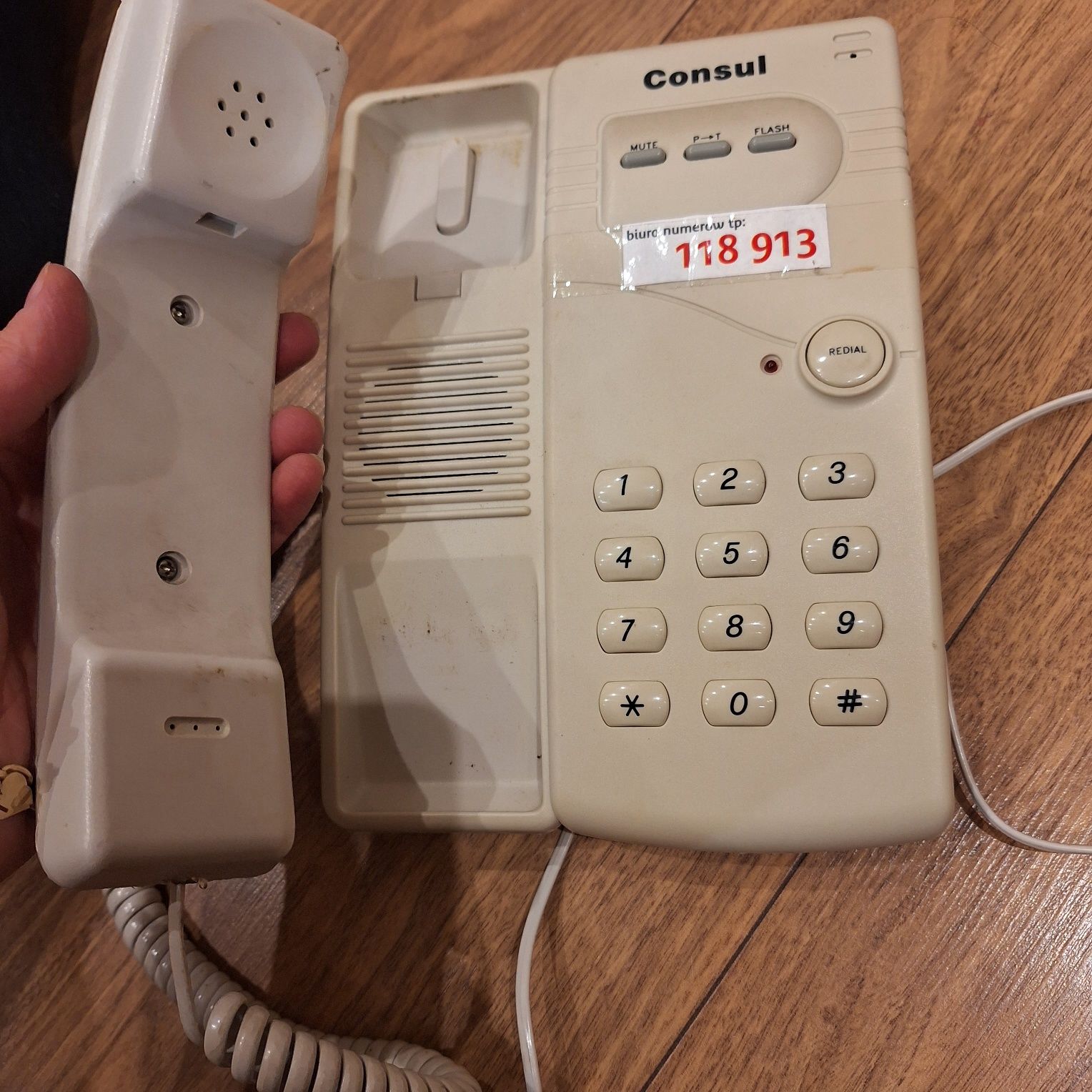 Telefon stacjonarny Consul T237