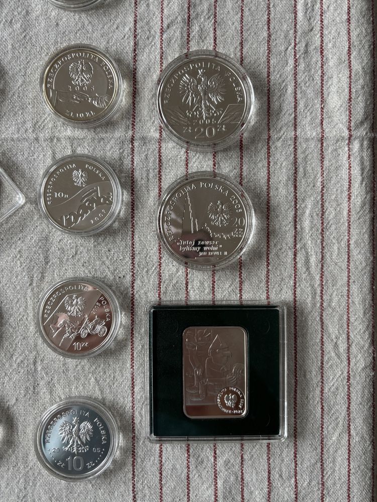 Komplet monet kolekcjonerskich NBP - rocznik 2005 - 10 i 20 zł