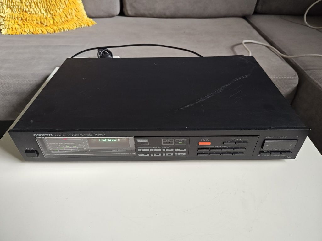 ONKYO T-300 tuner stereo HI-FI. 100% JAPAN, vintage.