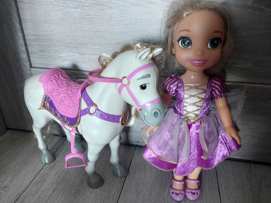 Disney lalka duża zestaw z koniem
