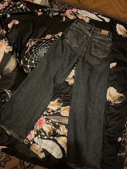 Джинси жіночі широкі