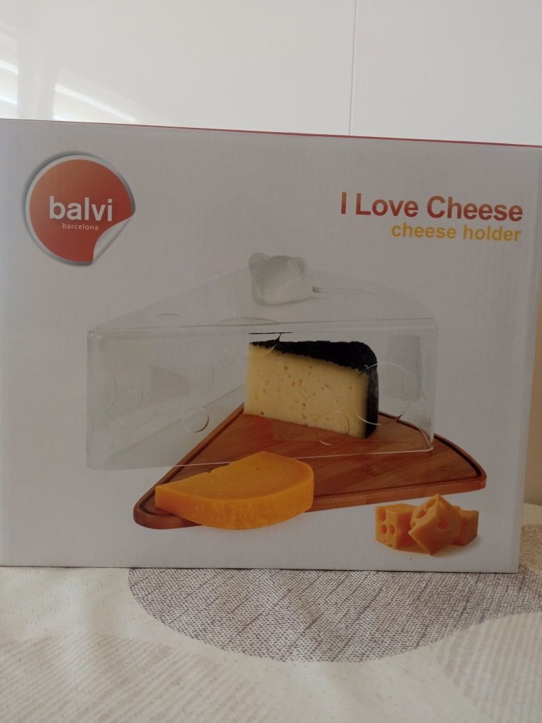 Caixa para queijos como nova