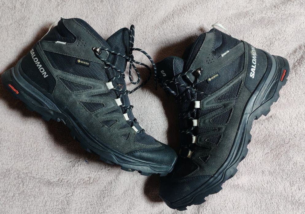 Трекінгові черивики Salomon Gore-tex розмір 43 1/3
Трекінгові черевики