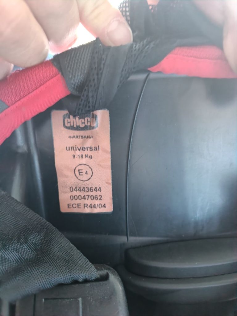 Fotelik dziecięcy samochodowy Chicco 9-18 kg isofix