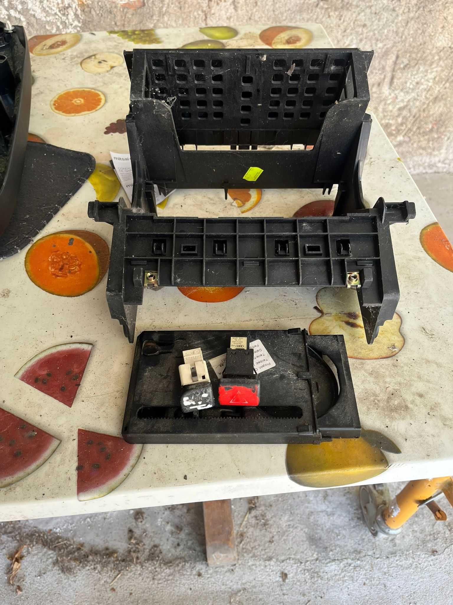 Bastidor de Consola Central Audi A4 B6