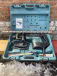 Перфаратор Makita