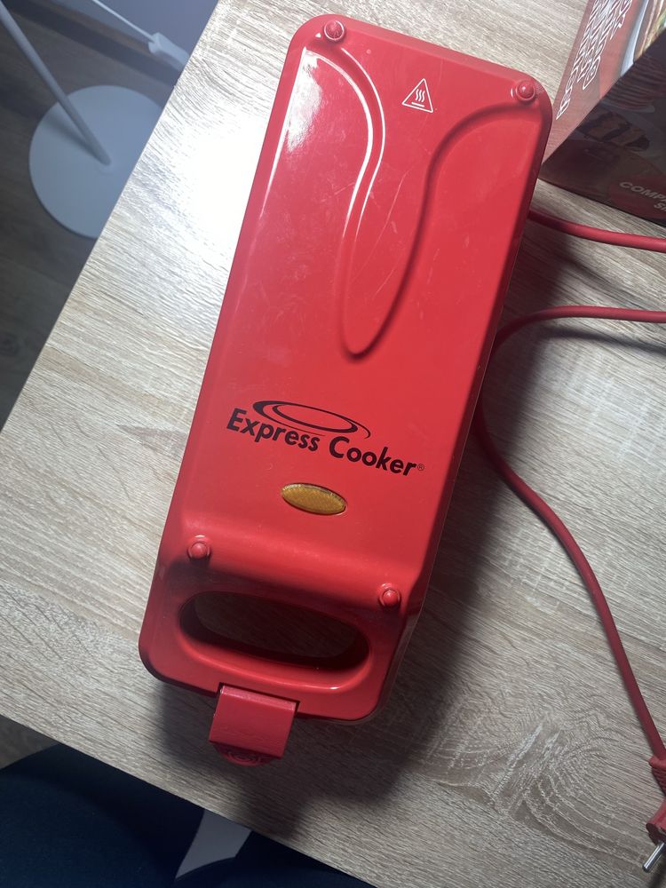 Express cooker nowy