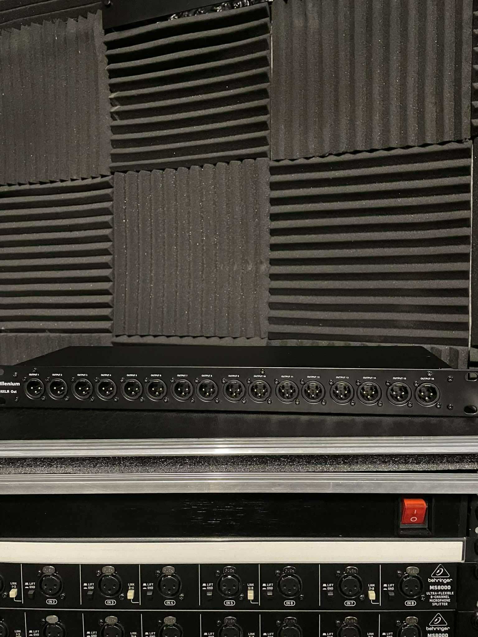Millenium PB16 XLR Out – panel wyjściowy 16 x XLR