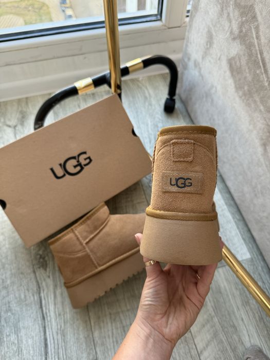 уги UGG mini platform натуральний замш. В наявності. Люкс. Чорні, рижі