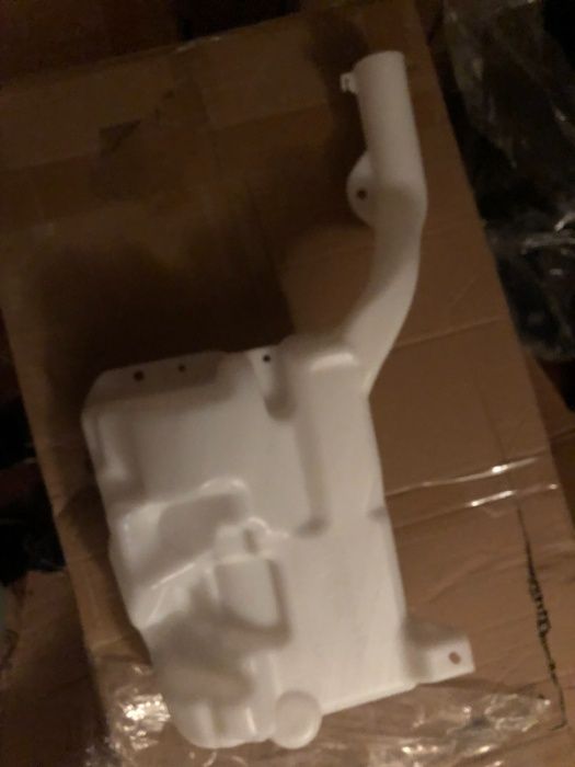 Бачок омывателя, расширительный Ford Fusion USA 13-19 (Фьюжн)