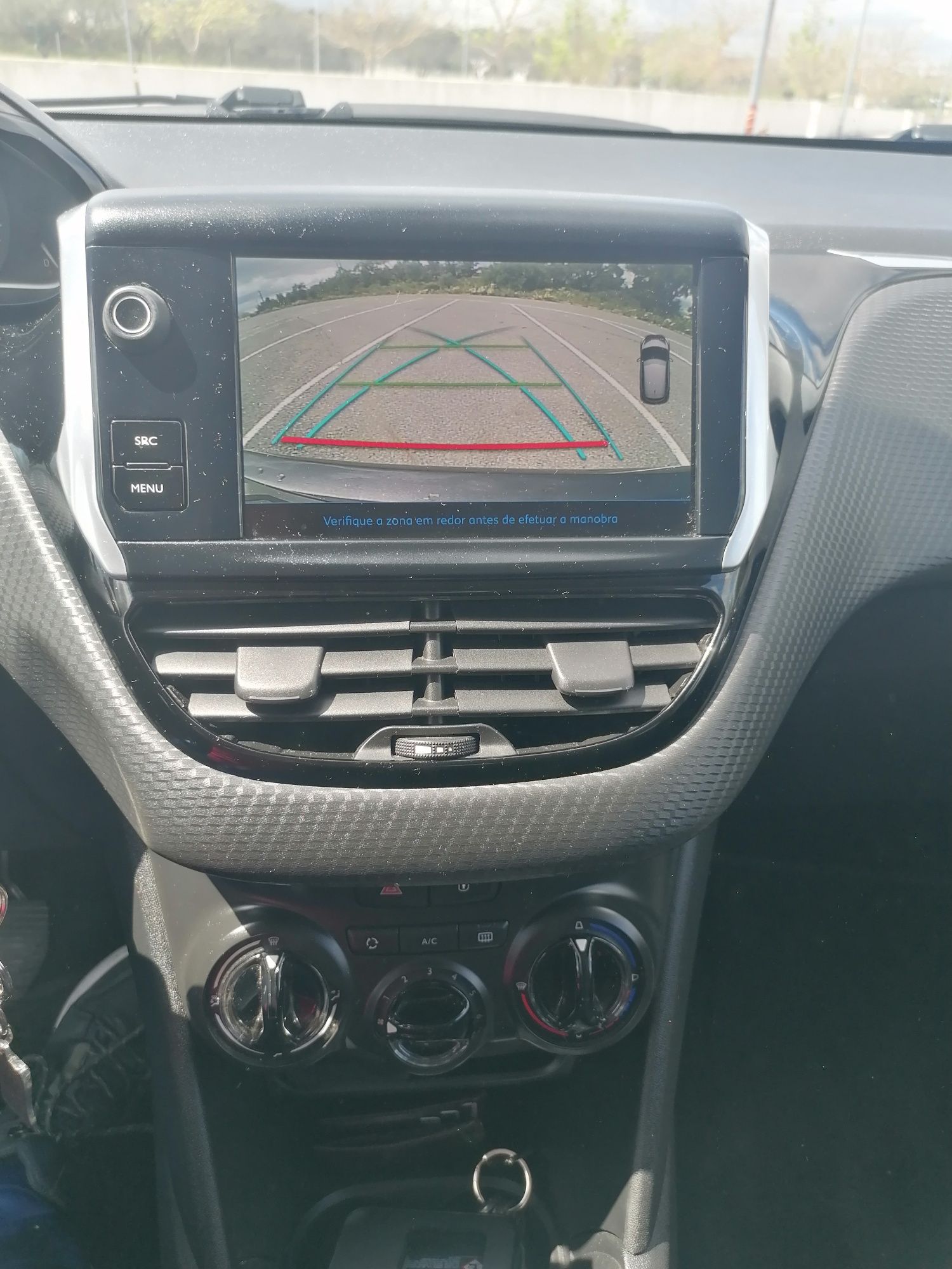 Peugeot 208 style gasolina particular com 118000 km