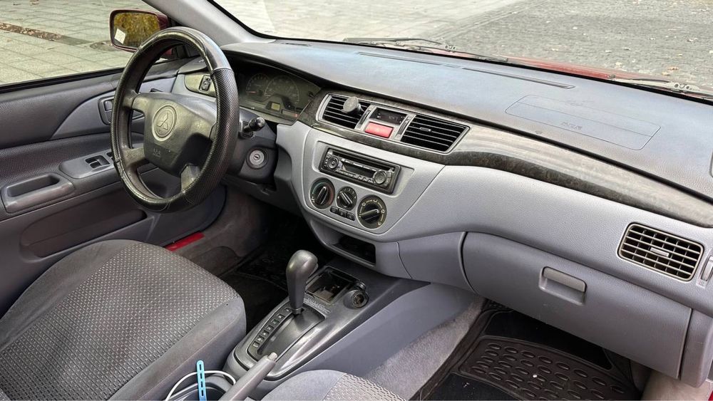 Mitsubihi Lancer 9  2.0 Avtomat