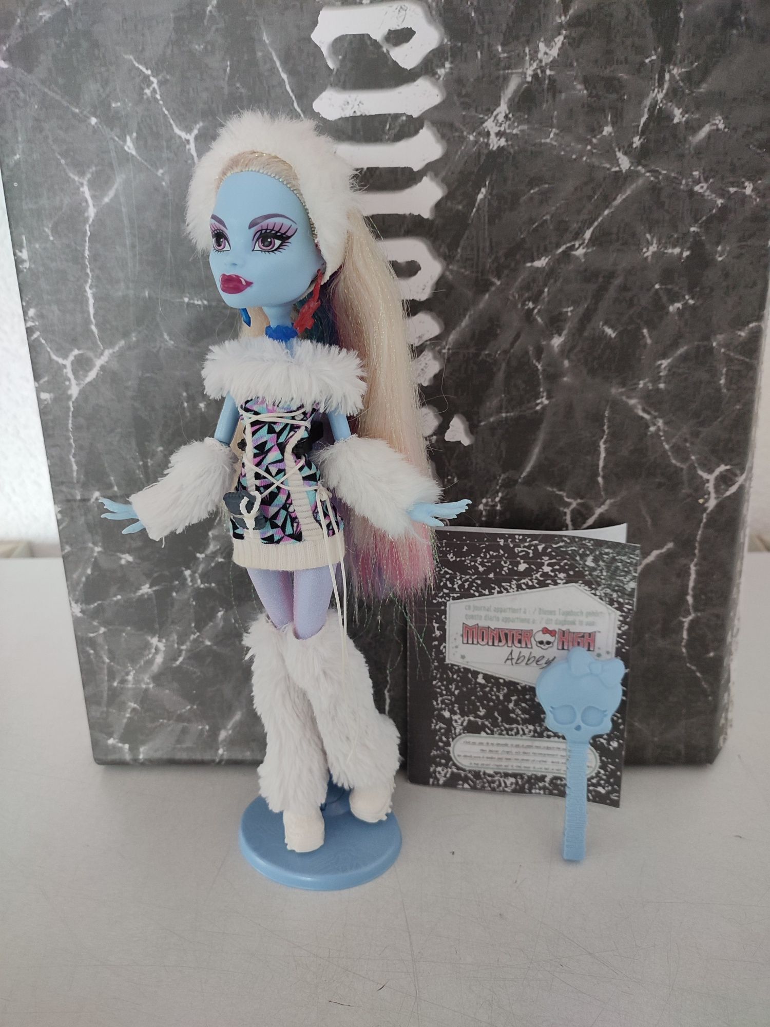 Monster high Abbey Bominable basic